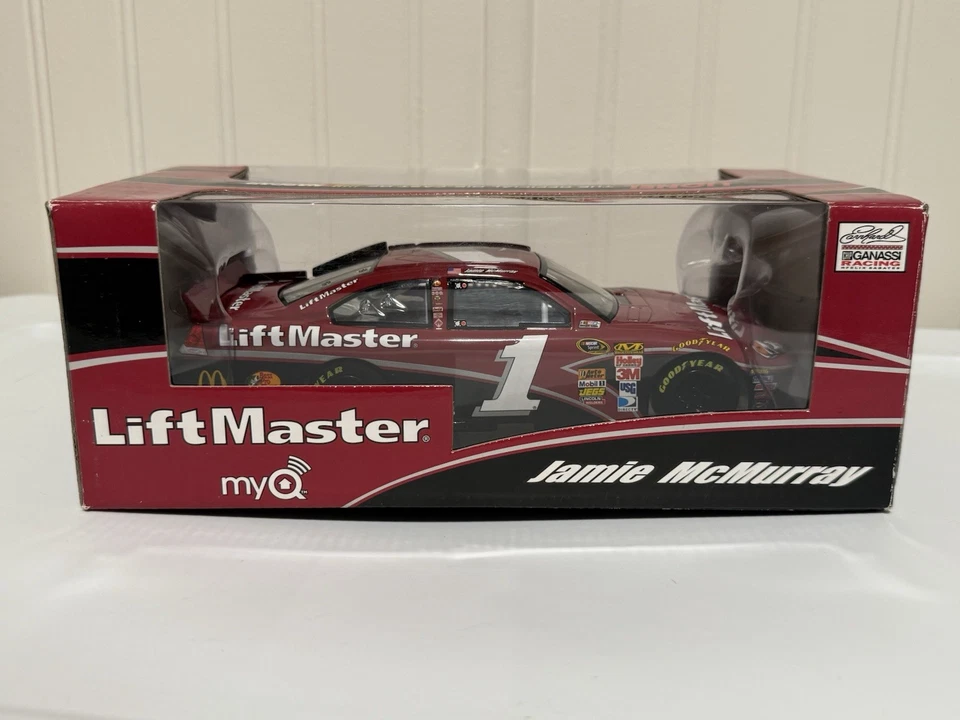 Jamie McMurray #1 Lift Master MyQ 2012 1/24 Lionel Nascar diecast promoción raro Foto 4 de 4