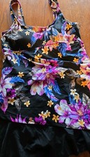 Rose Marie Reid Floral Swimdress With Tummy Control Flowy Bottom Size Large