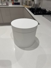 Medium Round Rose Box