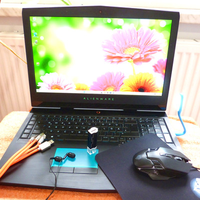 Alienware 17 R4 17Zoll l 32GB RAM NEU l Gaming 8GB GPU I Core i7 Windows 11 SSD
