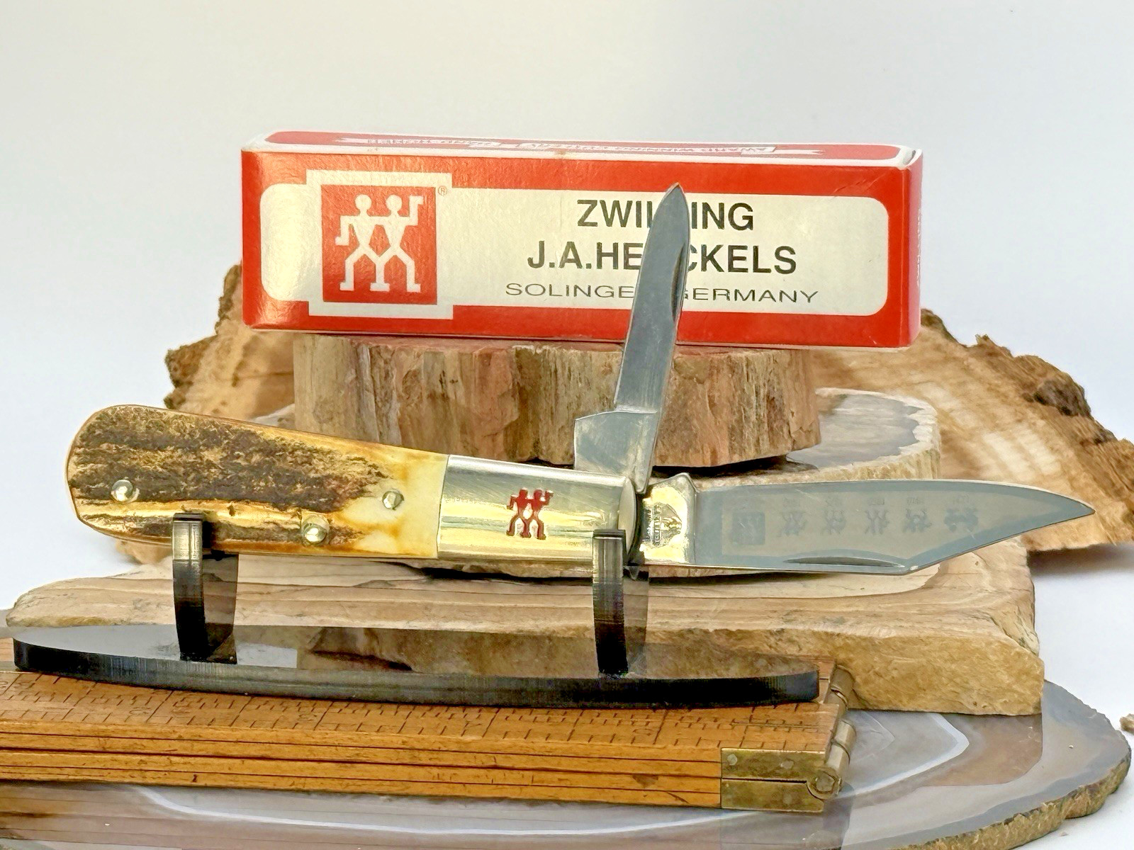 ZWILLING J.A. HENCKELS Solingen Germany Stag Barlow 2 blade--1263.26