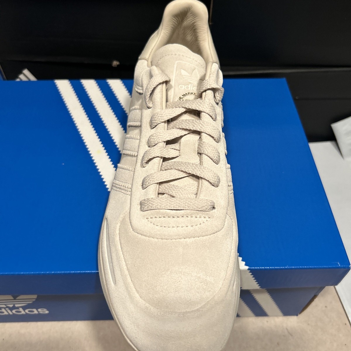 adidas LA Trainer XLG Beige Suede Men's Sneakers OG Lux adidas LA Trainer XLG Beige Suede Men's Sneakers OG Lux