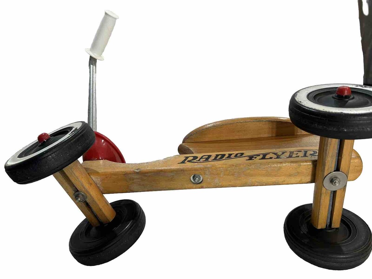 Vintage Classic Radio Flyer Maple Wood 4 Wheel Tiny Trike Riding 