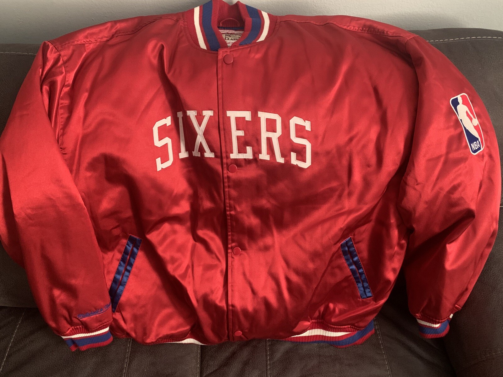 Picture 1 of 5