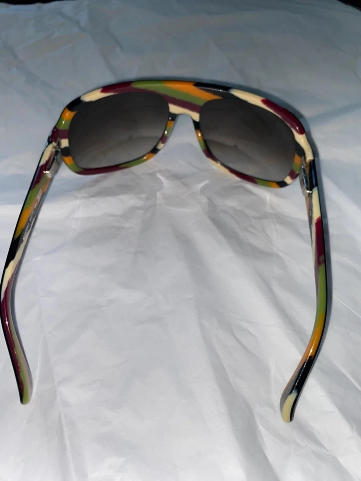 GAFAS DE SOL MISSONI DESIGNER OVERSIZE COLORIDAS EN INTERIORES HECHAS EN ITALIA Foto 2 de 4