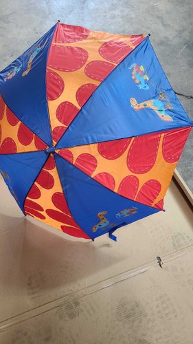 Kid's Umbrella - Picture 2 of 4