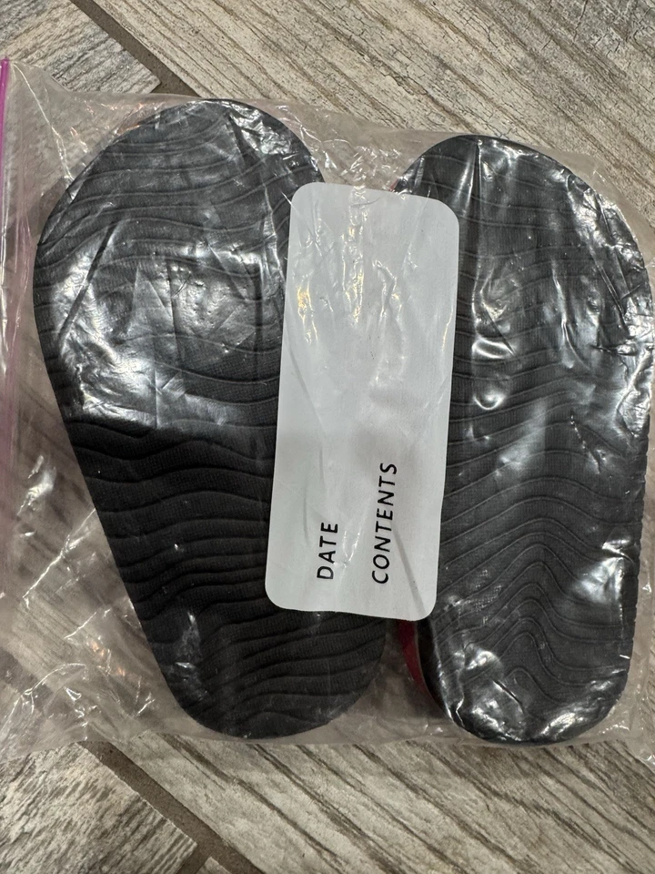 NEW REEF SANDALS BABY BOYS SIZE 3/4 WIDE FOOTBED RED & BLACK - Image 3 of 3