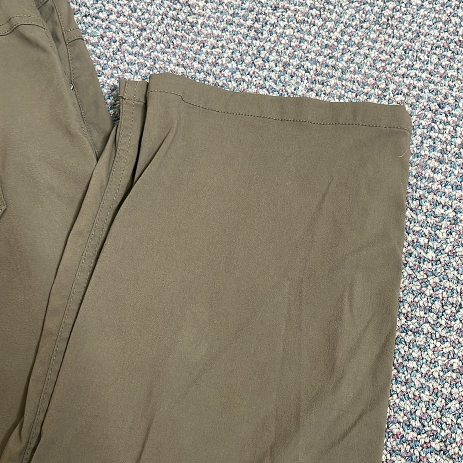 Foto 1 di 5