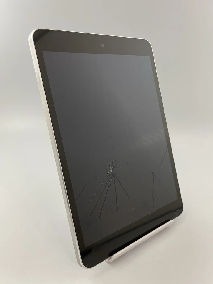 Hisense Sero 8 Pro F5281 Silver 7.85" Android Tablet Cracked Spares & Repairs #D - Image 2 of 4