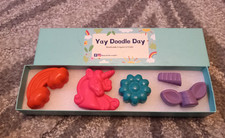YAY DOODLE DAY WAX CRAYONS
