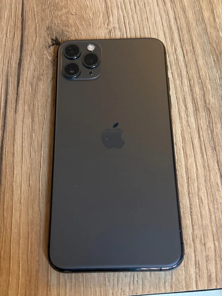 Apple iPhone 11 Pro Max · 64GB, foto 3 de 4