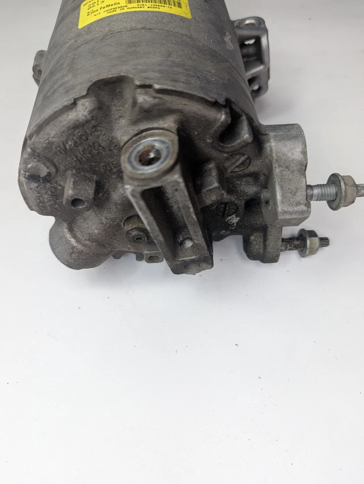 Compresor de aire acondicionado Ford Focus 2014-2018 OEM Foto 4 de 4
