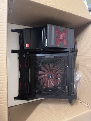 Aerocool Strike x Air Tower / Offenes Gehäuse Mit Allen Teilen