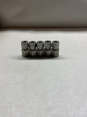 5-Swagelok 3/8'' Tube Compression X 1/4'' FNPT SS-600-7-4