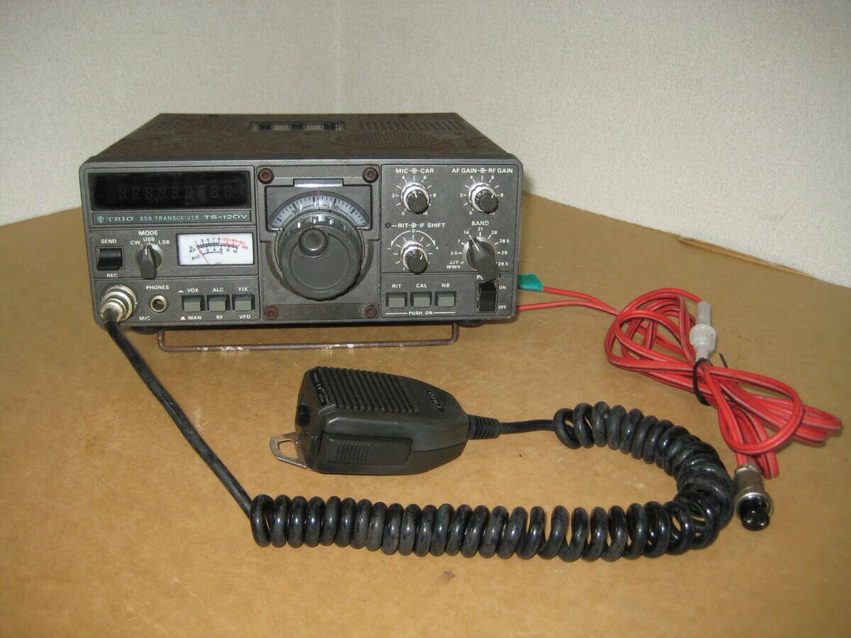 TRIO TS-820V アマチュア 無線機