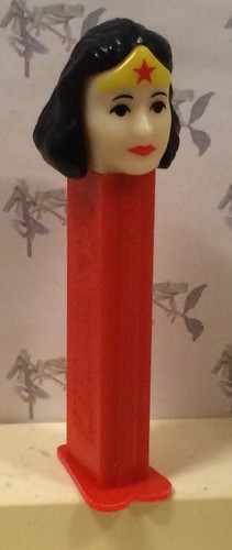 PEZ - DC Comics Series - Choose Character from Pull Down Menu- Use for Crafts - Picture 37 of 39