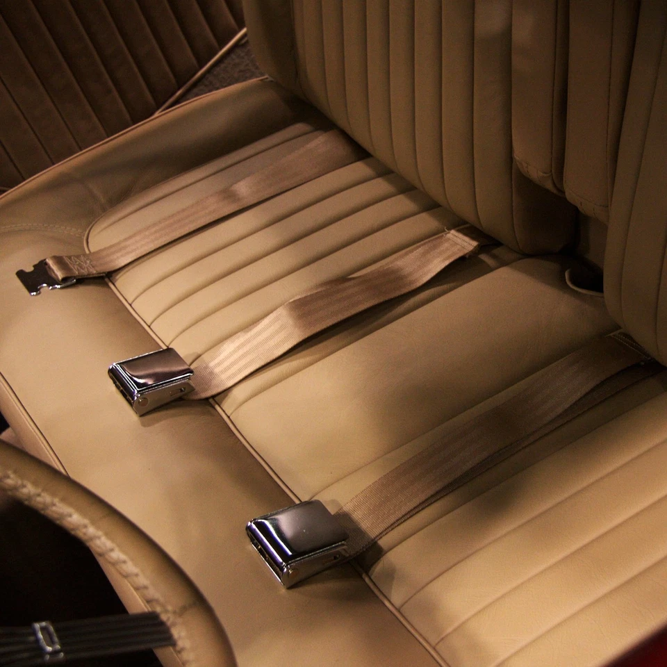 Cinturón de seguridad retráctil con hebilla de avión blanco 2pt con placa herrajes SafTboy v8 Foto 2 de 4