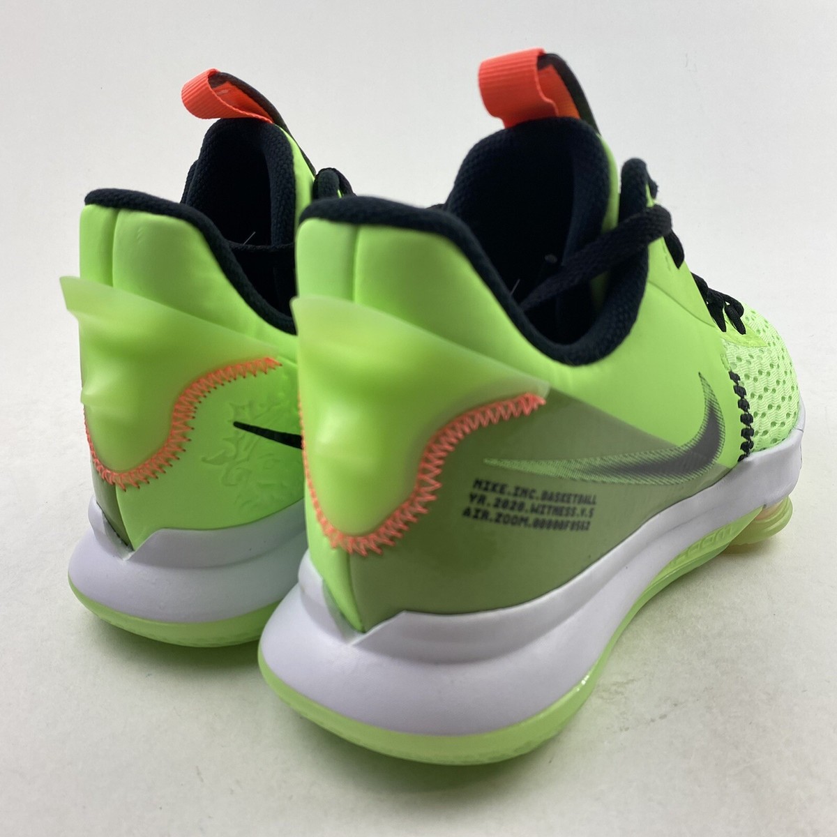 Nike Lebron Witness V “Grinch” Lime Green Mens Size 10 