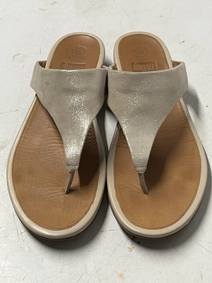 Fitflop Banda Opul Shimmer #581-031 stone leather thong sandals size 11 / 43