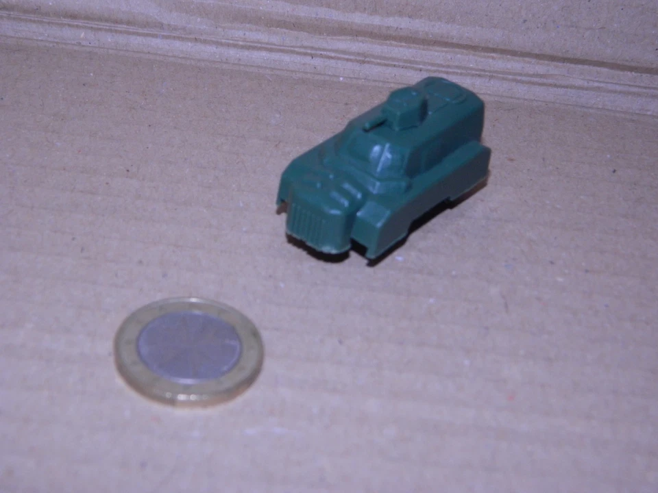 autoblindo Saracen, scala 1:87, in plastica, completo - Immagine 2 di 4