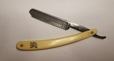 Vintage J.A. Henckels Straight Razor   Solingen Germany 