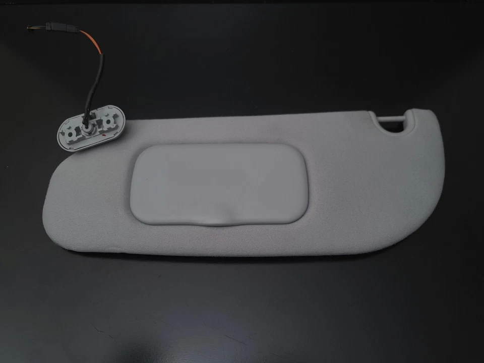 2002-2005 Ford Explorer Mercury Mountaineer Driver Side SUN VISOR LEFT GRAY LH - Image 3 of 4