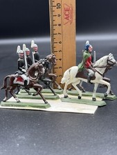 5 Vintage thin metal mounted soldiers - Maybe hussars Thins