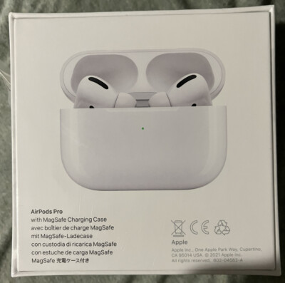 Apple AirPods Pro 正規品すべての付属品付きプラスケース付き Apple - airpods pro 付属品 一式の通販 by k.i's shop