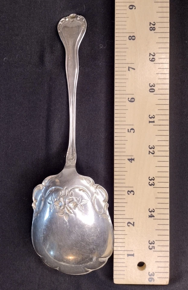 Tudor by Lunt Silver, Medium Solid Berry/Casserole Spoon 8 3/8"W/Roses - Image 3 of 4