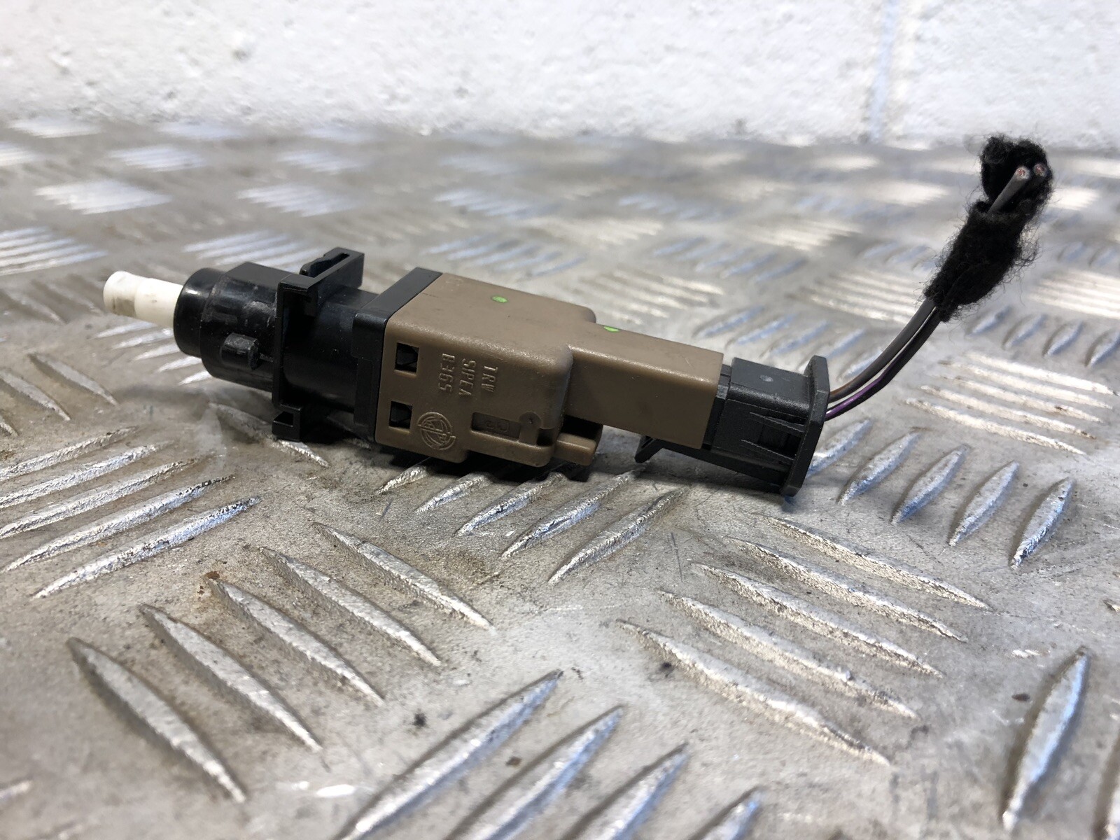 Fiat Stilo Clutch Pedal Sensor Switch 46840511 0107 eBay