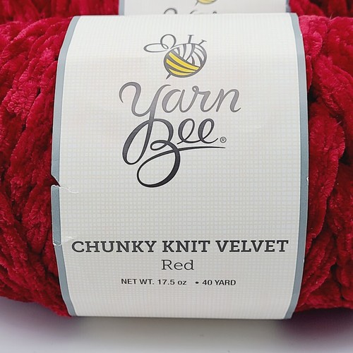 Yarn Bee Chunky Knit Velvet Yarn Red 2 Skeins - Picture 3 of 5