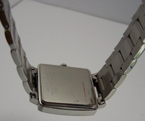 Preowned Men's Kenneth Cole Reaction KC-3637 Watch, New Battery, Runs - Picture 14 of 16