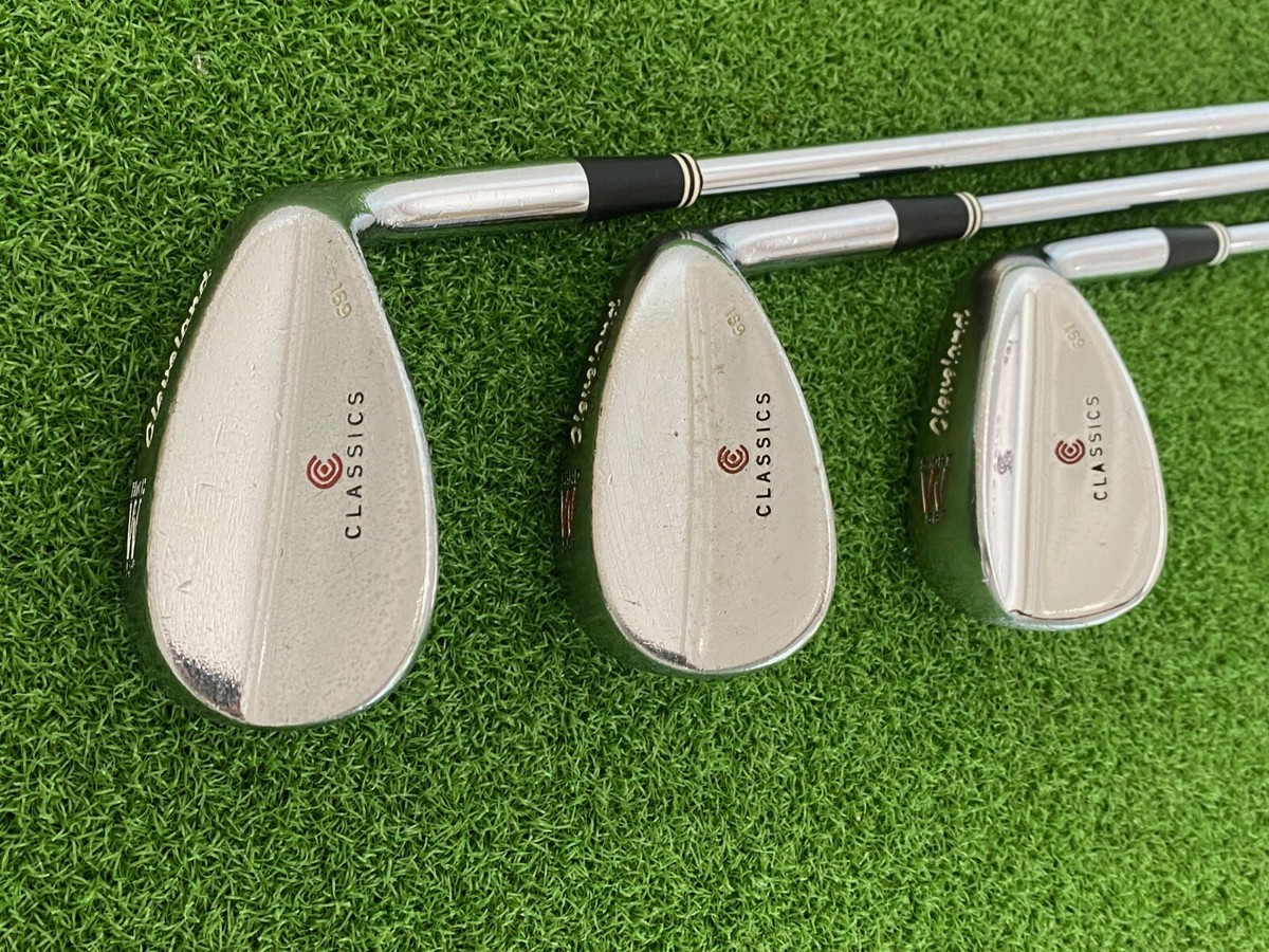 CLEVELAND CLASSICS 691 (3) WEDGE SET 52 55 58 Right Handed CLEVELAND CLASSICS 691 (3) WEDGE SET 52 55 58 Right Handed