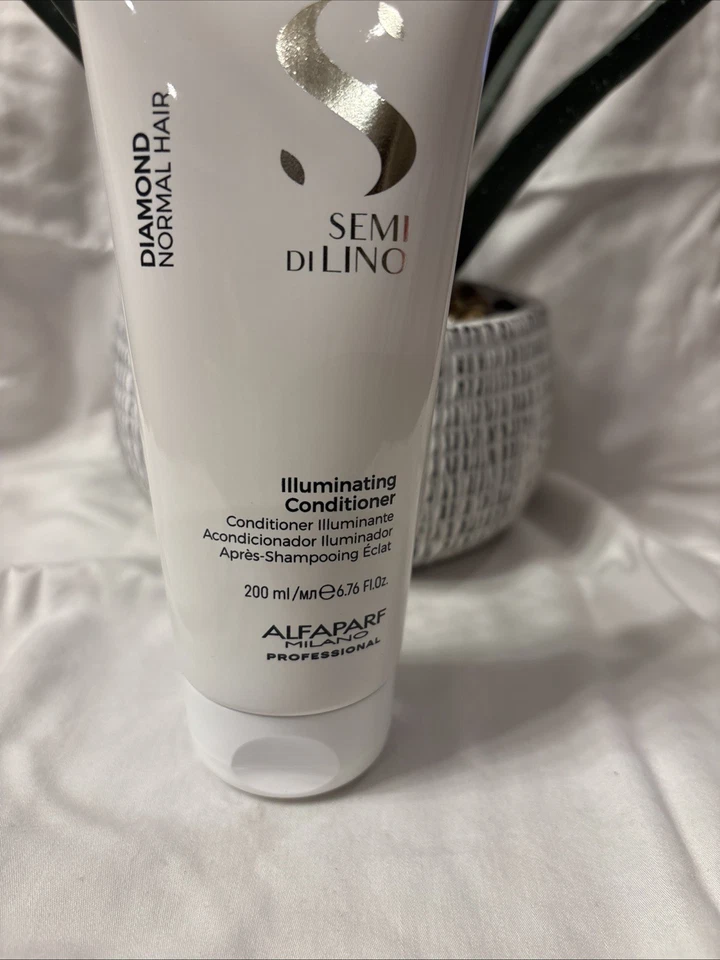 Acondicionador iluminador Alfaparf Semi Di Lino Diamond 6,76 oz Foto 2 de 2