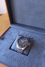 Tag Heuer Autavia automatic mens watch 42mm - very good condition - box & papers 12