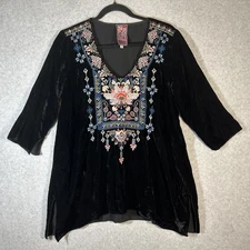 Johnny Was Black Velvet Floral Embroidered Boho Tunic Blouse Size Medium