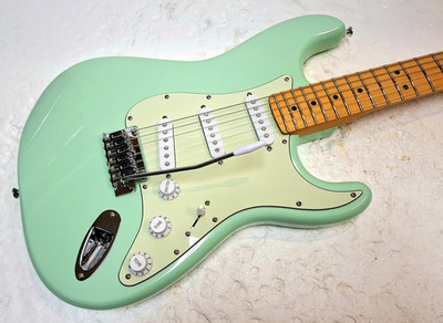 Fender STRATOCASTER SURF GREEN Modified Squier Affinity Strat Guitar ST *LOOK!
