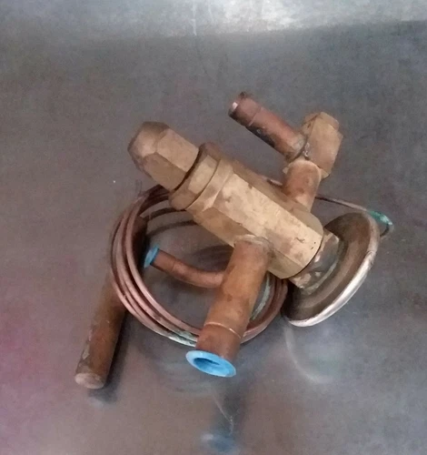ALCO (Emerson) HFESC series valve 1.5 ton. 3/8x1/2. #HFESC 1-1/2 HW 35