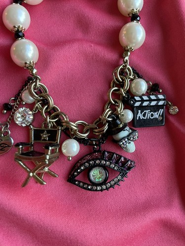 Betsey Johnson Vintage Film Schwarz Filmstar Director's Chair Pearl Armband RAR - Bild 3 von 6