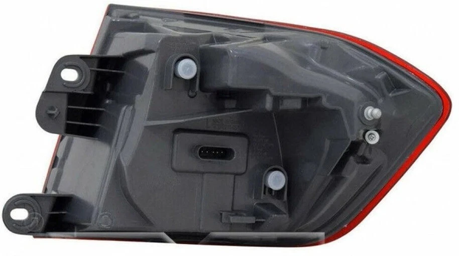 LUZ TRASERA IZQUIERDA BMW SERIE 3 2016-2018 F30 M3 F80 LUZ TRASERA Foto 2 de 2