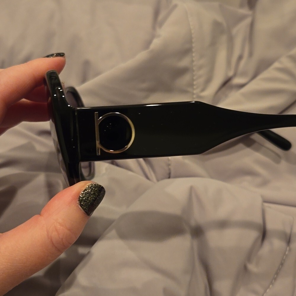 Ferragamo Oversized Gray Gradient Sunglasses brand new in 