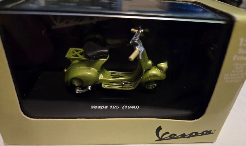 Новый Ray игрушки - Vespa 125 1948 скутер - Изображение 2 из 3