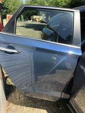 HYUNDAI I30 ESTATE MK3 2018 REAR DRIVER SIDE COMPLETE DOOR NO DOOR CARD SG5