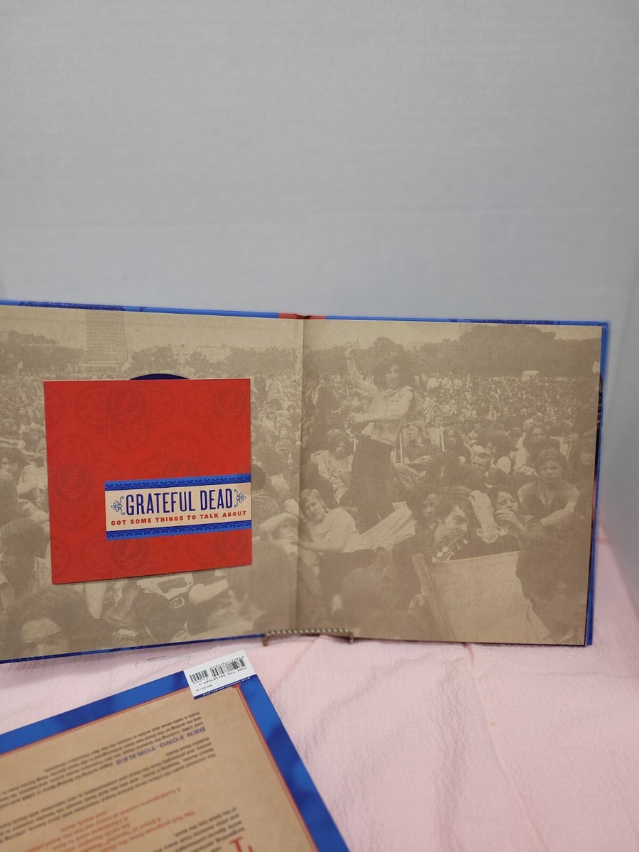 Grateful Dead Scrapbook : The Long, Strange Trip in Stories