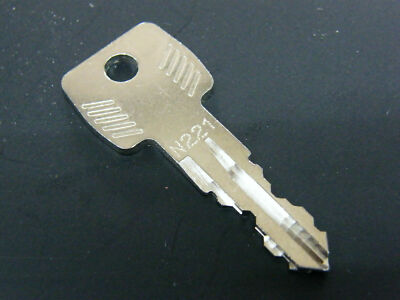 Genuine Thule Key N221 Replacement Key for Roof Boxes Bike Rack N 221