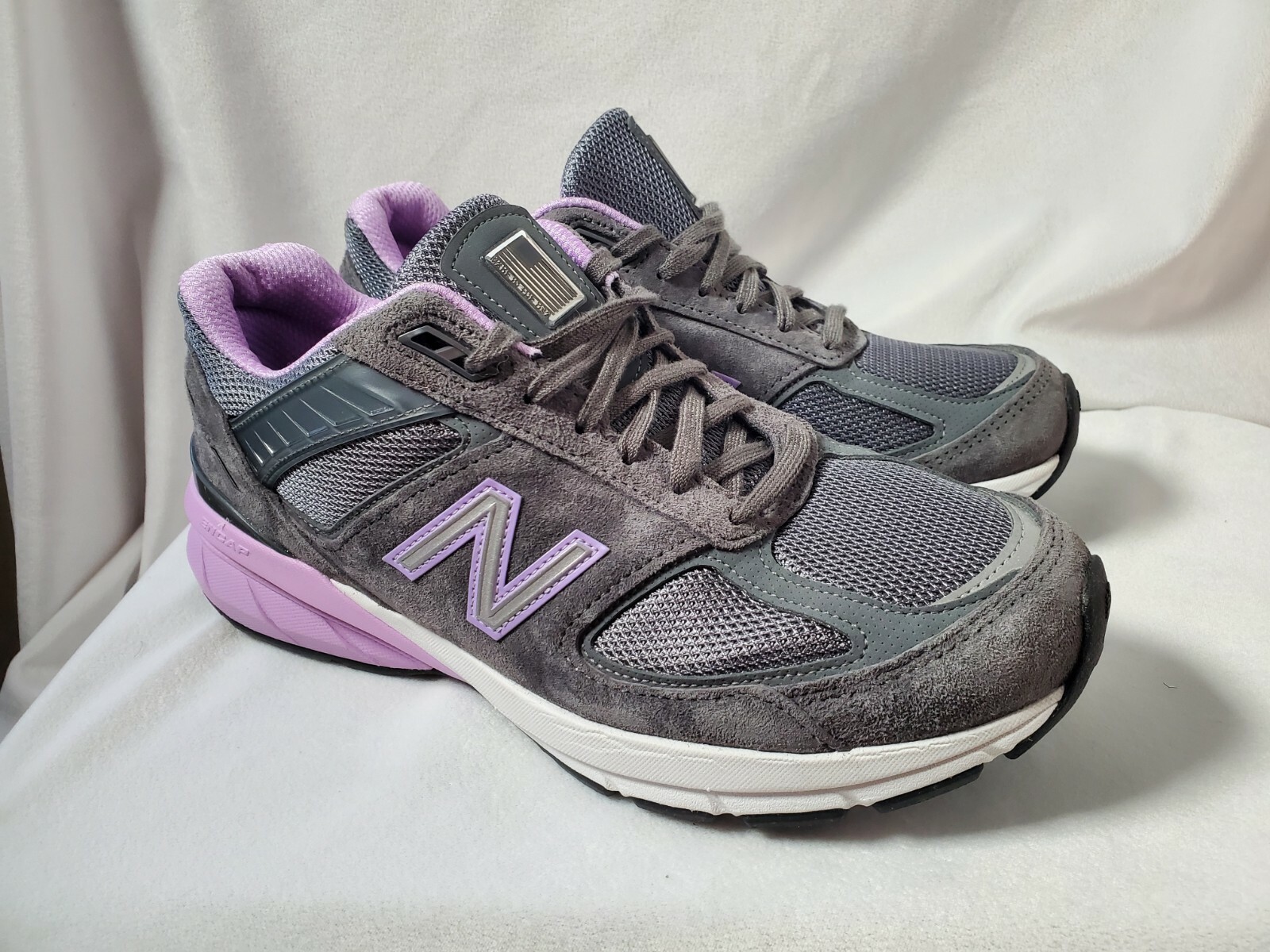 Size 9.5 - New Balance 990v5 Made In 