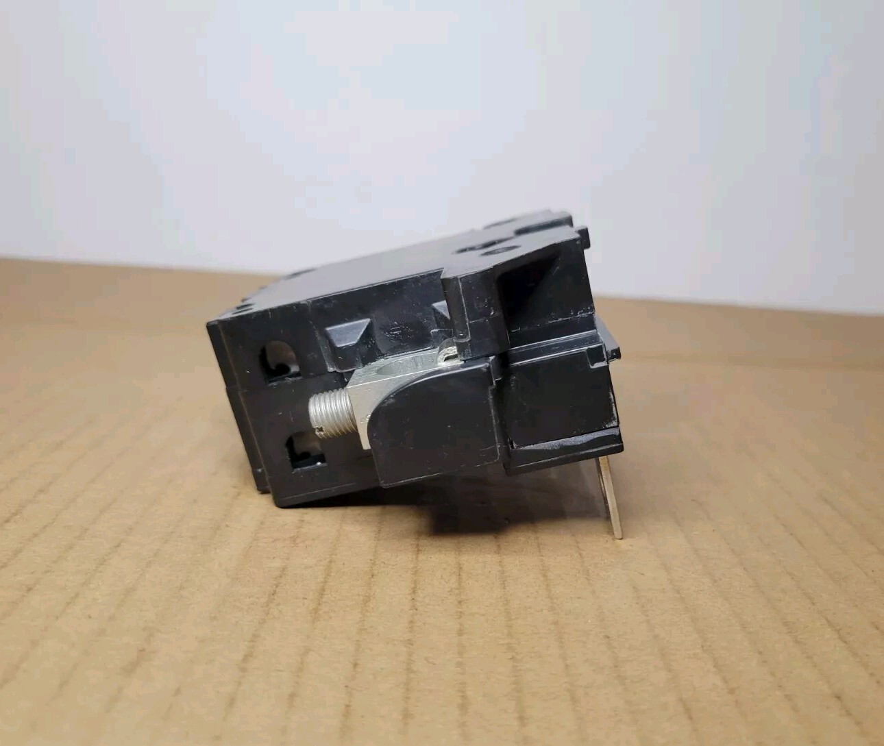 Siemens MBK100A 100A Main Breaker Conversion Kit Black Type EQ8681 - NEW!