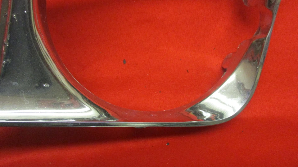 1969 PONTIAC BEAUMONT HEADLIGHT BEZEL PAIR - Image 3 of 4