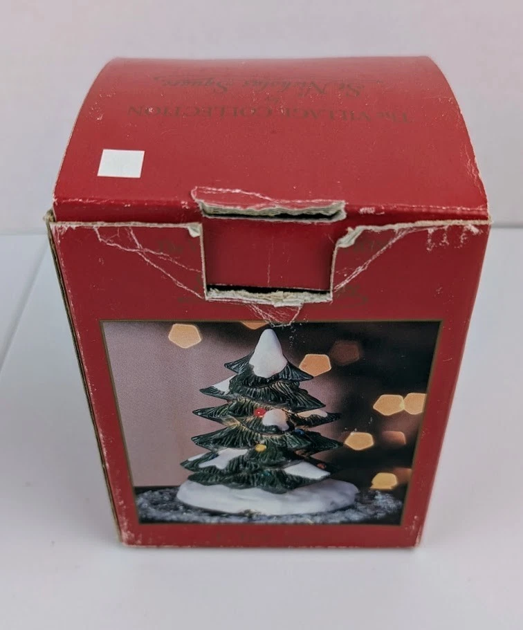 Árbol iluminado de porcelana vintage St. Nicholas Square Village 4" 1998 sin probar Foto 3 de 4