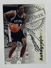 1997-98 Skybox Autographs Dominique Wilkins Auto